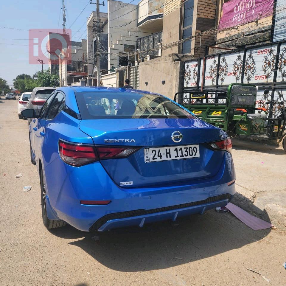 نیسان سێنترا